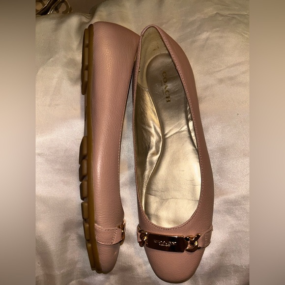 EUC Coach Bianca Pink Pebbled Leather Ballet Flats in Blush Pink Womens Size 8B - Picture 2 of 7